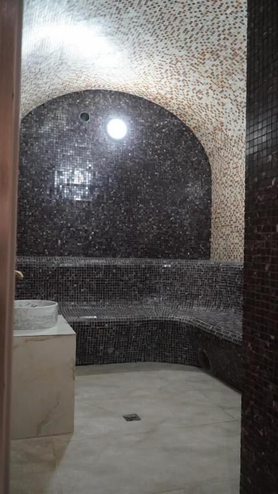 Фото Золотой Дракон