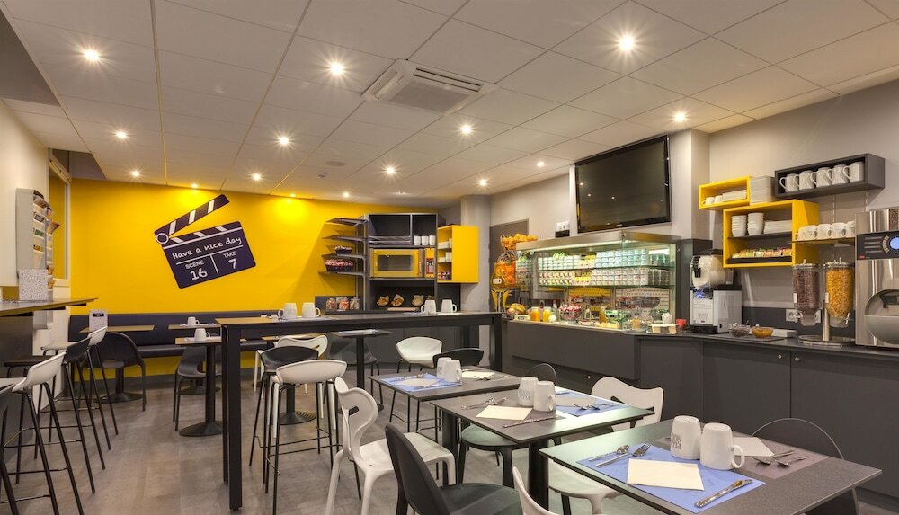 Фото Kyriad Rennes Centre Gare