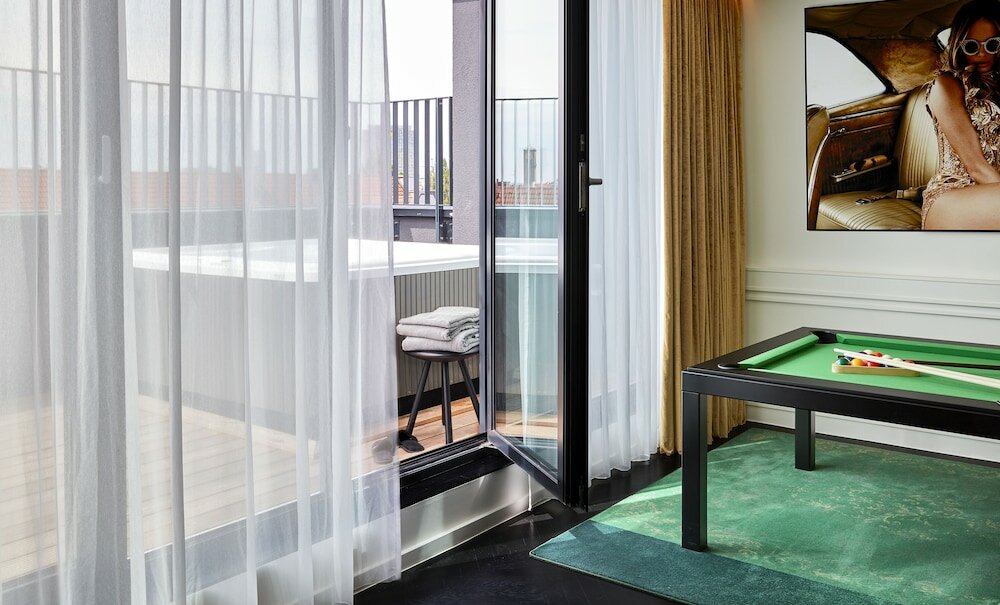 Фото Roomers Munich, Autograph Collection