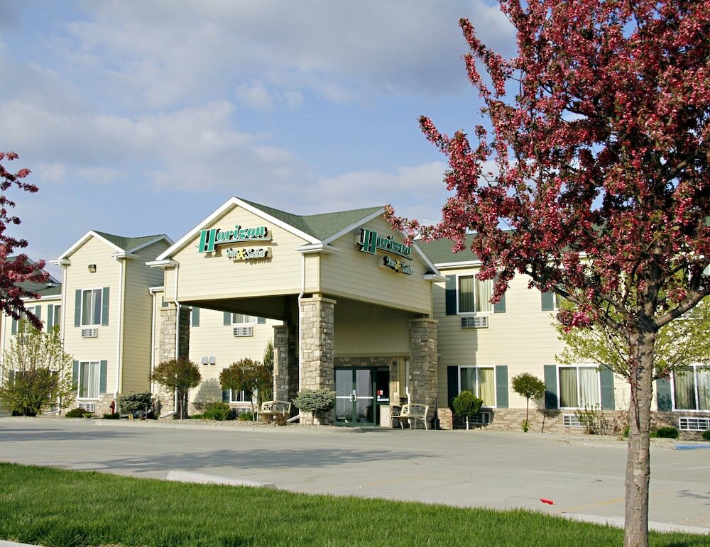 Фото Horizon Inn and Suites