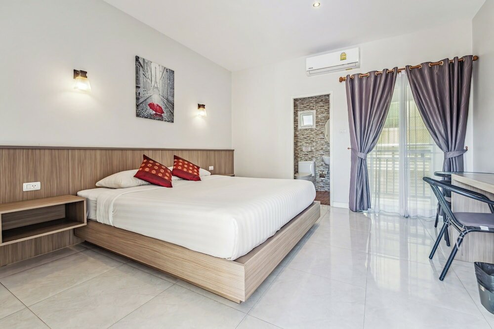 Фото Winrisa Place