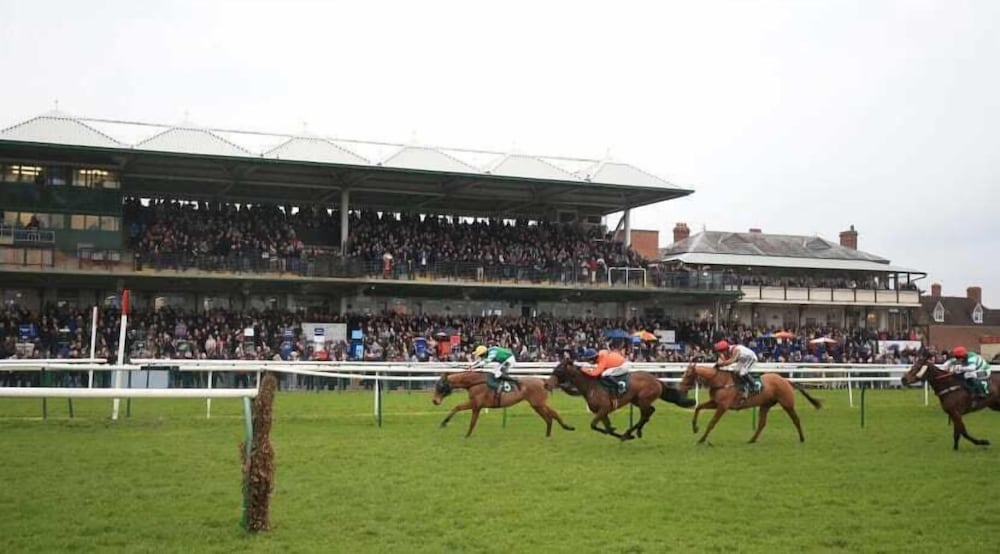 Фото Holiday Inn Kenilworth - Warwick, an Ihg Hotel