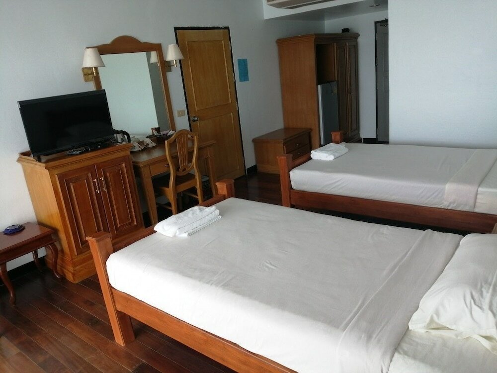 Фото Jansom Beach Resort Ranong