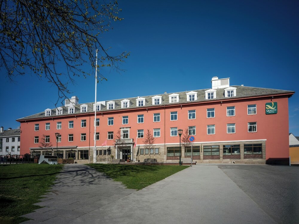 Фото Quality Hotel Grand Kristiansund