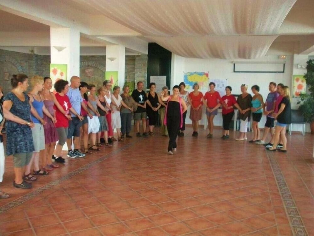 Фото Cavos Bay Hotel and Studios