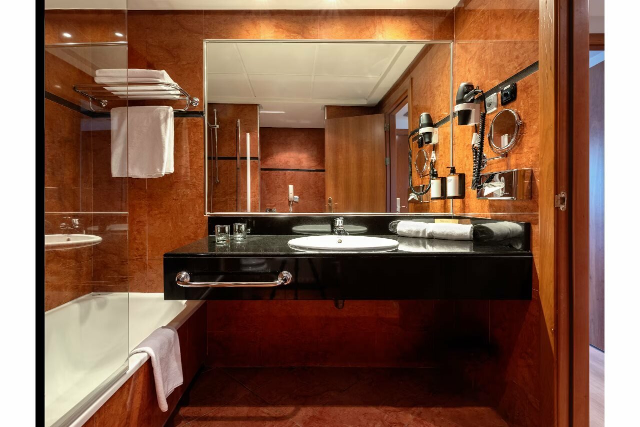 Фото Hotel Madrid Alameda Aeropuerto Affiliated by Melia