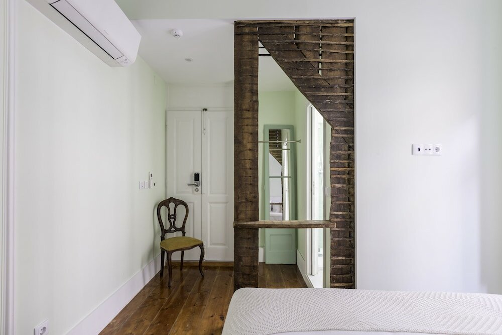 Фото 1898 Home & Suites