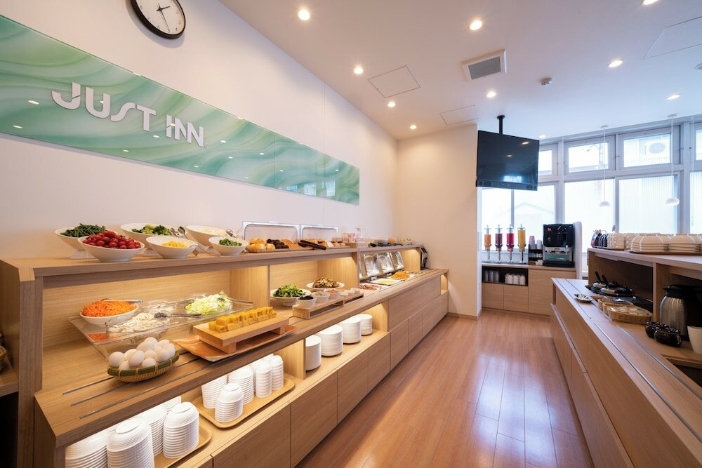 Фото Just Inn Premium Toyohashi Station Shinkansen Guchi