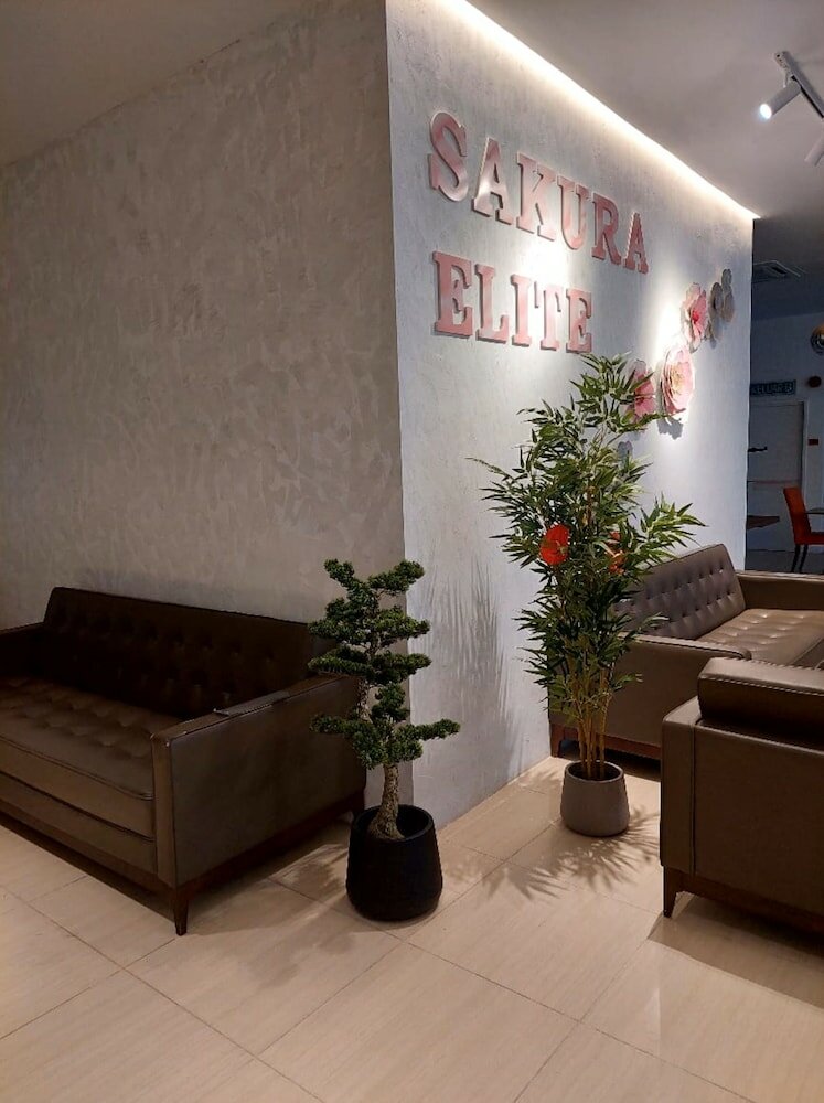 Фото Sakura Elite Hotel