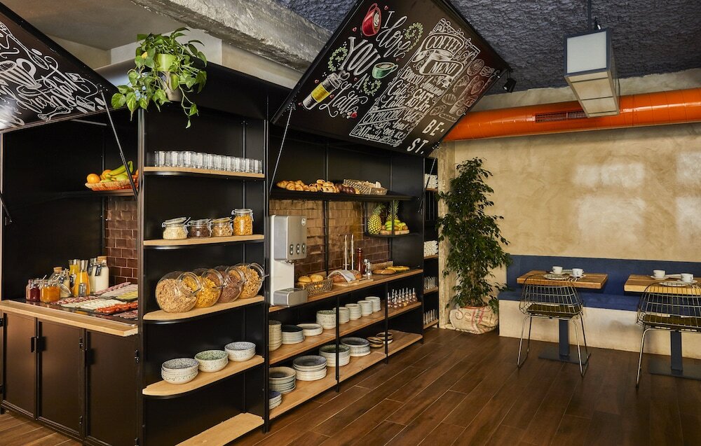 Фото Hotel Indigo Madrid - Princesa, an Ihg Hotel