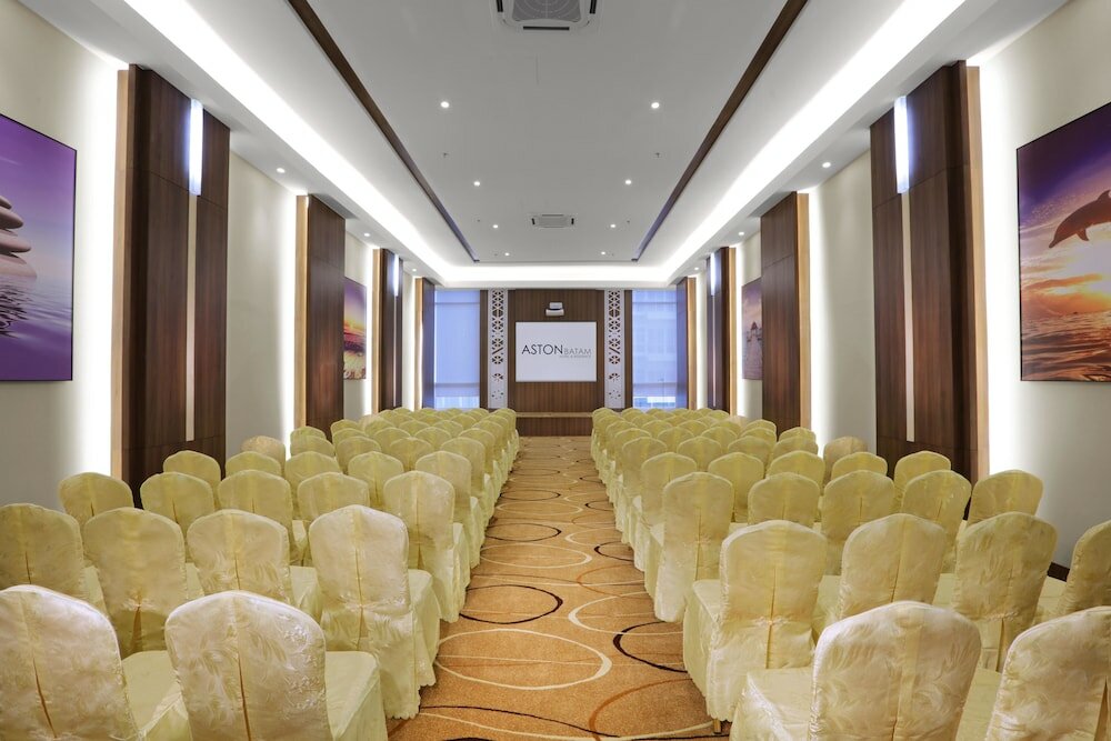 Фото Отель Aston Batam Hotel & Residences
