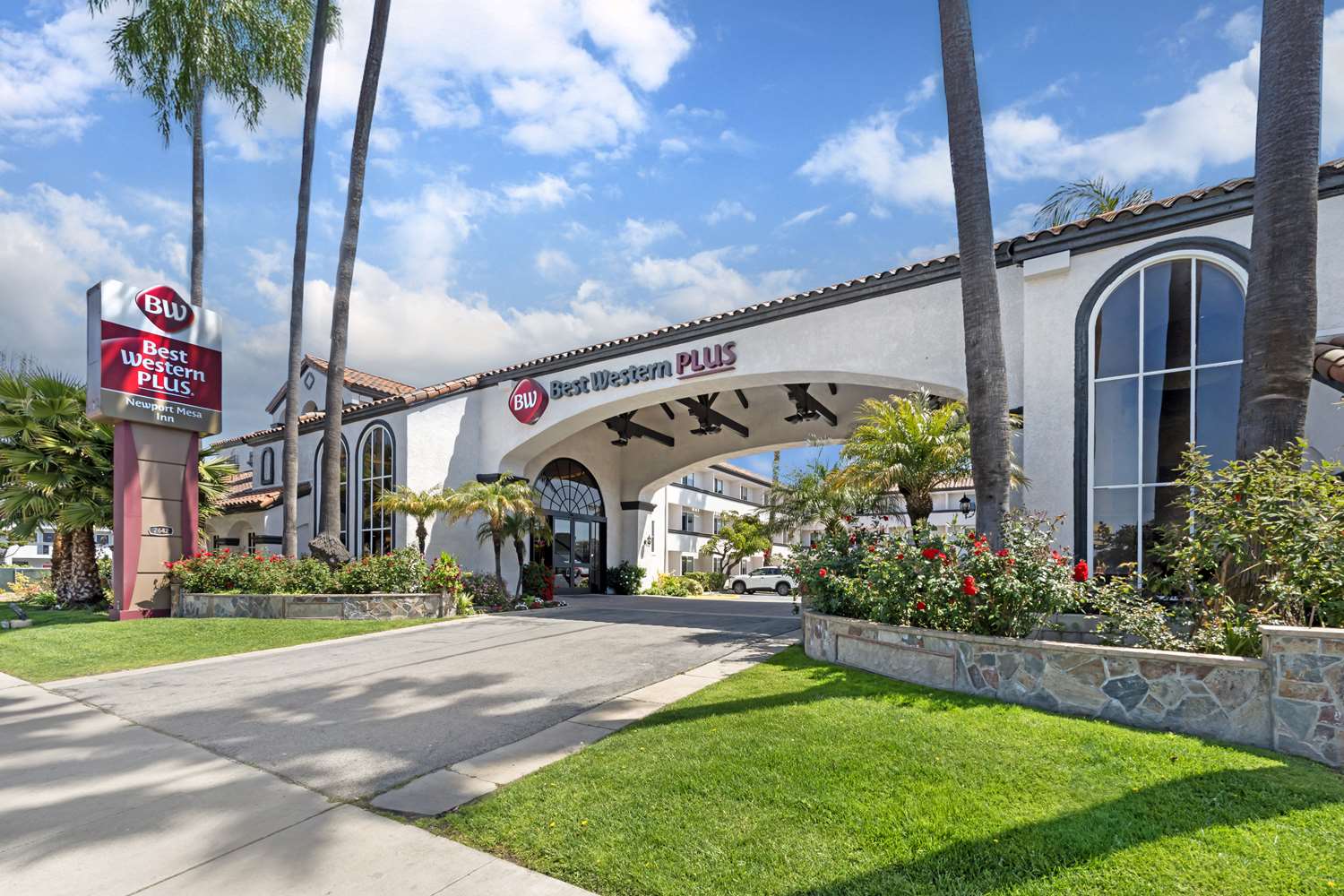 Фото Best Western Plus Newport Mesa Inn