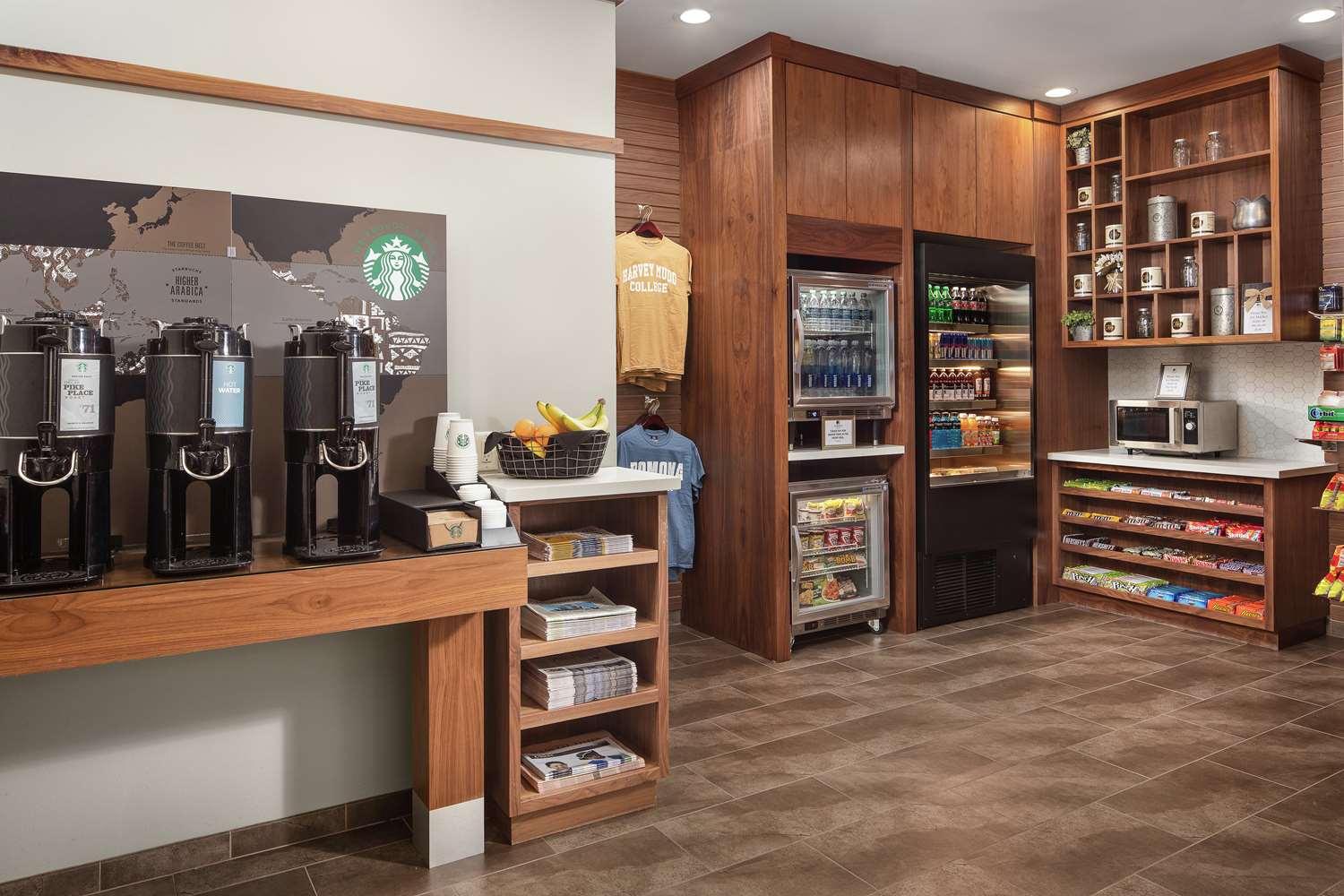 Фото DoubleTree by Hilton Claremont