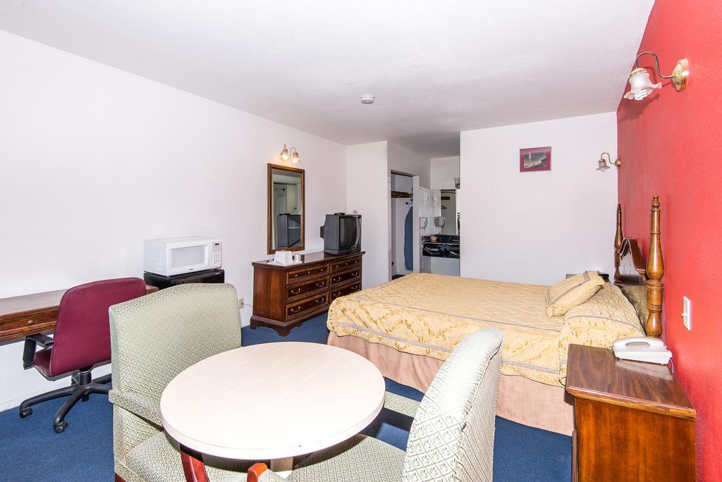 Фото Sea Rock Inn - Los Angeles