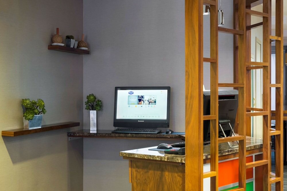 Фото Hampton Inn Manhattan-Chelsea