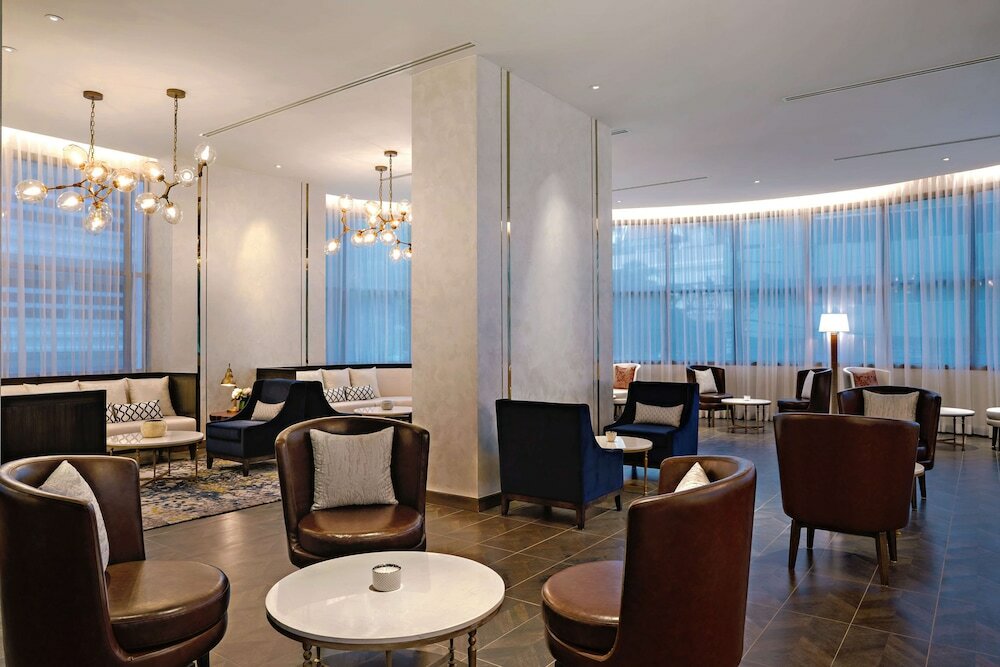 Фото Hyatt Place Bangkok Sukhumvit 24