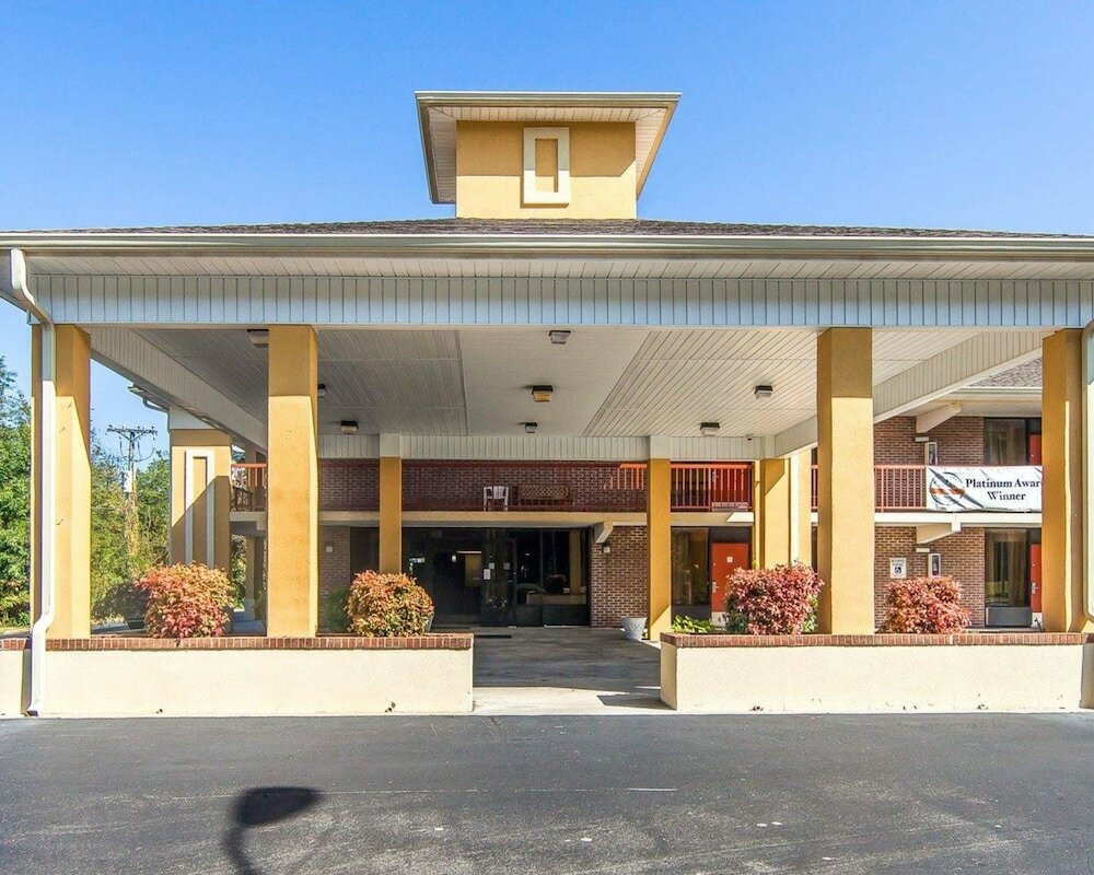 Фото Quality Inn West