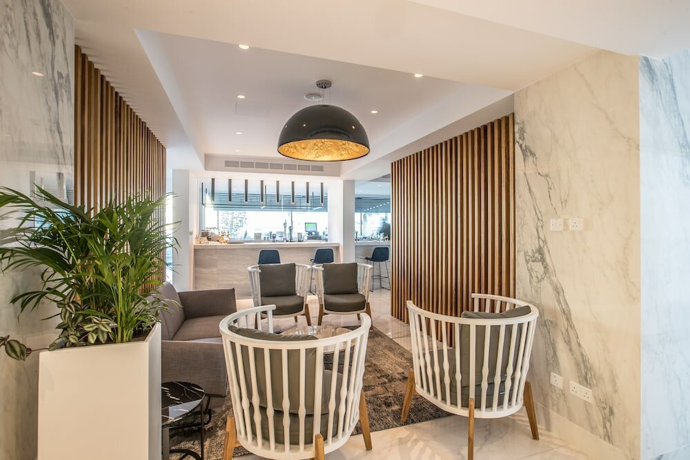 Фото The Blue Ivy Hotel and Suites