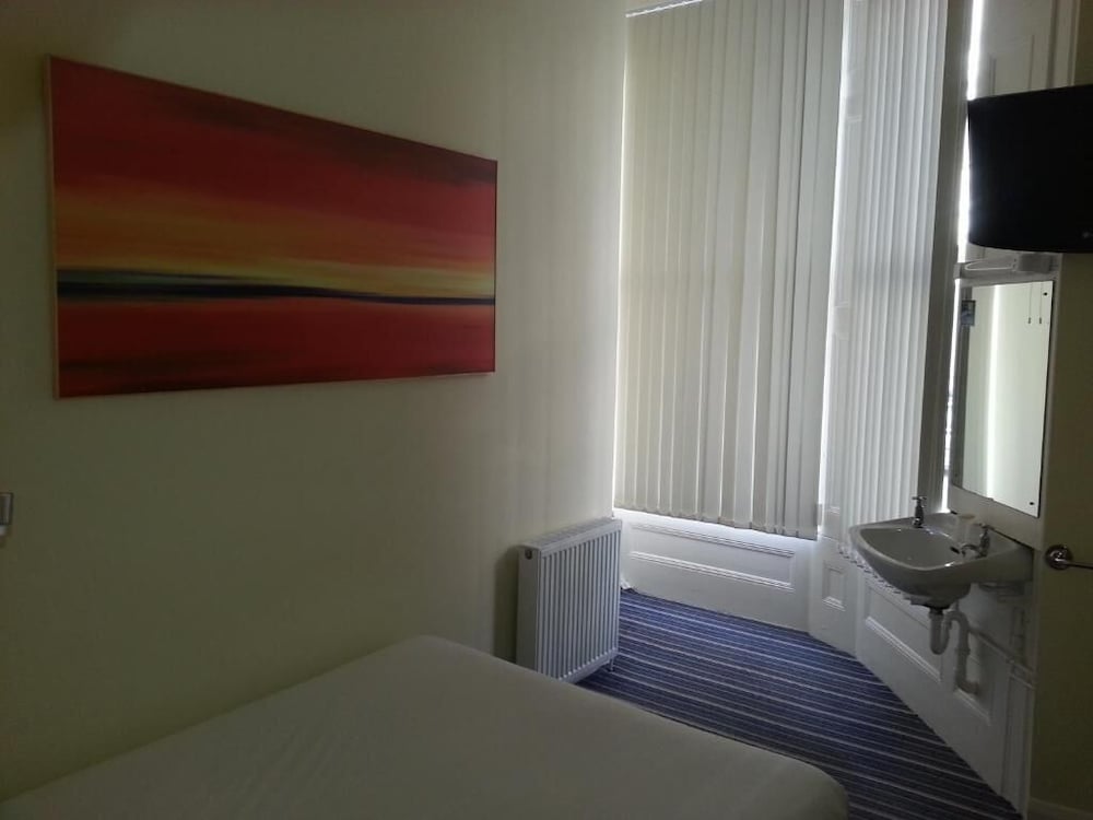 Фото Manor Hotel