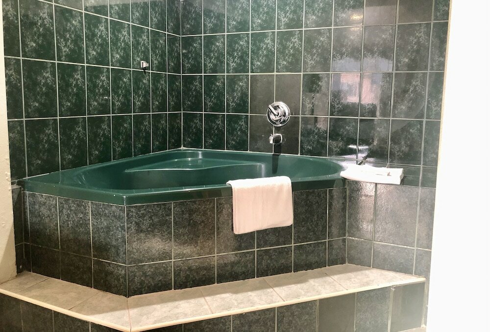 Фото La Petite Rouge Motel