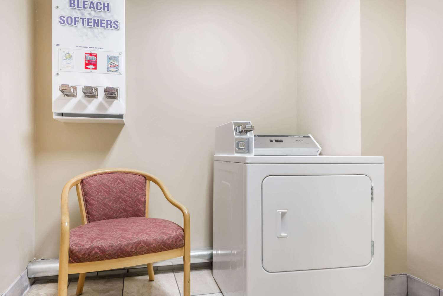 Фото Super 8 by Wyndham Jasper