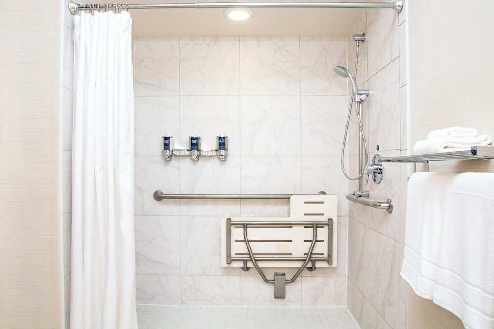 Фото Four Points by Sheraton Downtown Seattle Center