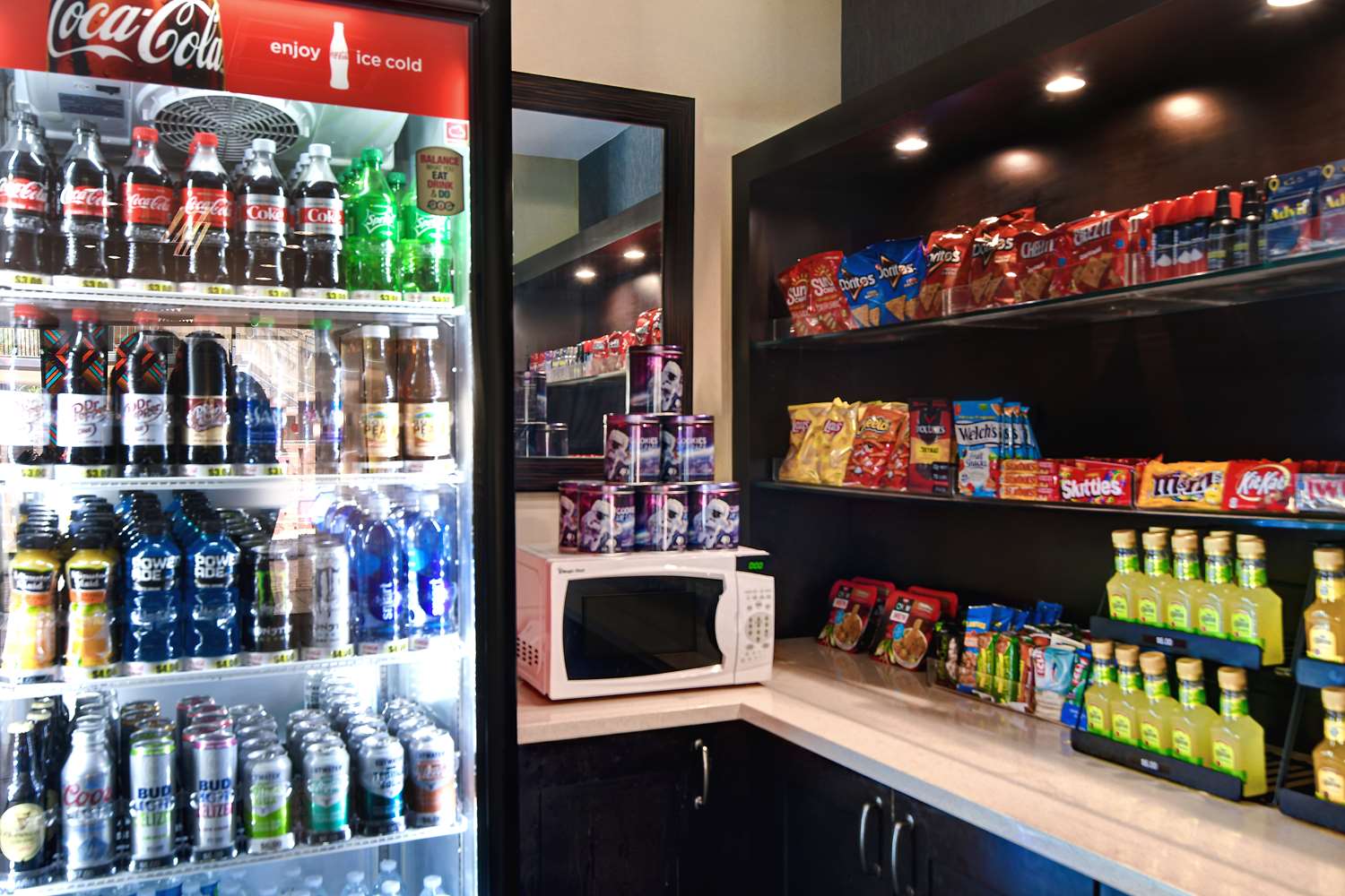 Фото DoubleTree by Hilton Hotel Phoenix Tempe