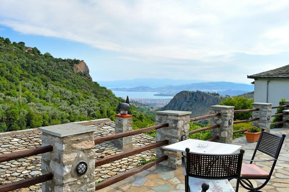 Фото Archontiko Argyro