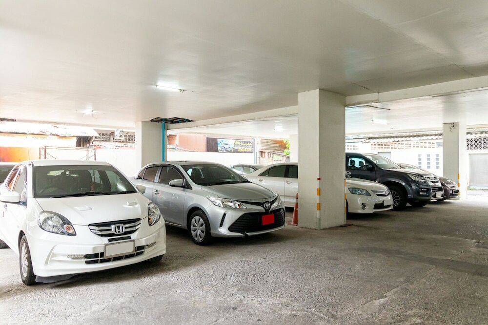 Фото Boonchai Mansion