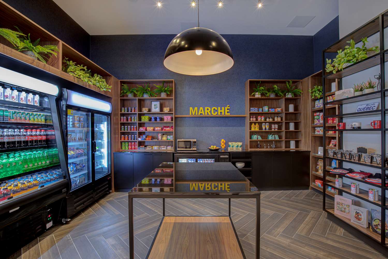 Фото Hampton Inn by Hilton Montreal Downtown