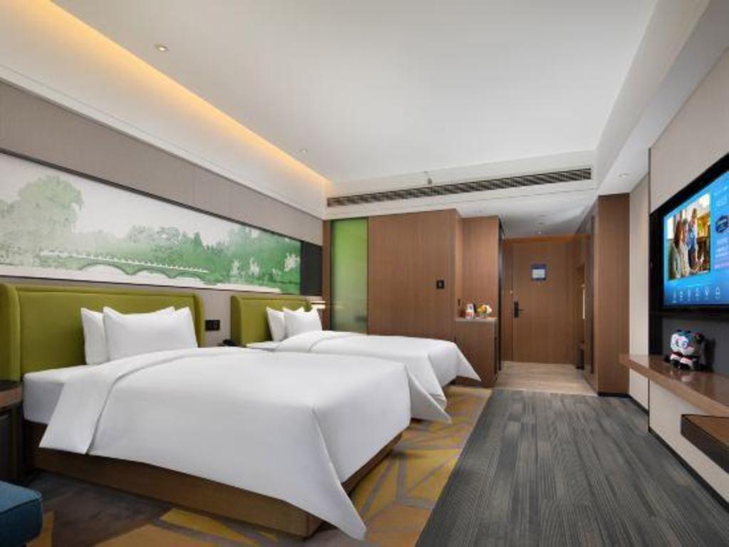 Фото Hampton by Hilton Chengde Mountain Resort