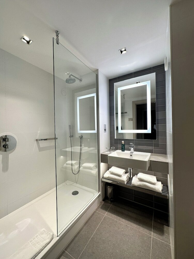 Фото Clayton Hotel Manchester City Centre