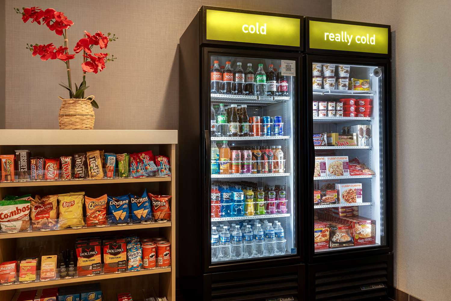 Фото Home2 Suites by Hilton Las Vegas Northwest