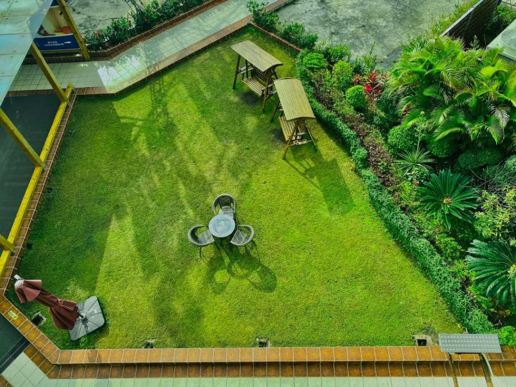 Фото Hampton by Hilton Beihai High-Speed Train Station