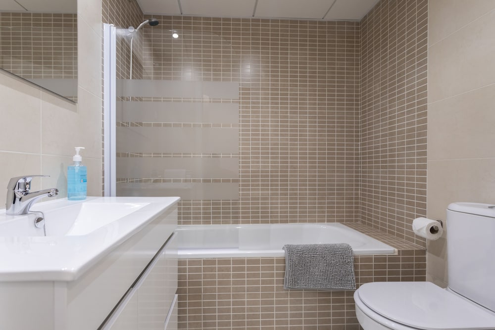 Фото Malaga Rivas 34 Suites Homes