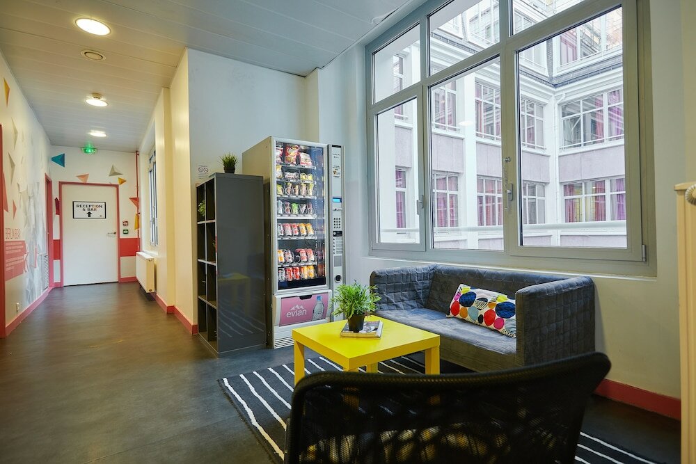 Фото St Christopher's Budget Hotel Paris