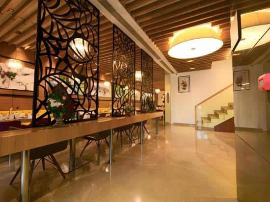 Фото Surestay Hotel by Best Western Model Town Amritsar