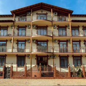 Фото Золотой Компас