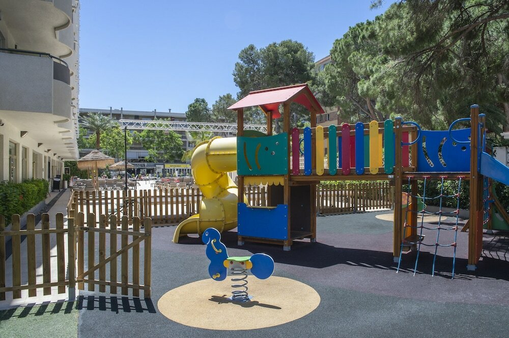 Фото Hotel Salou Sunset by Pierre & Vacances