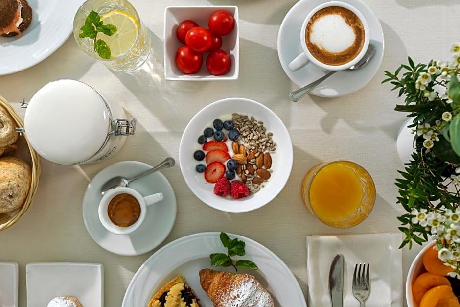 Фото Hotel Ascot