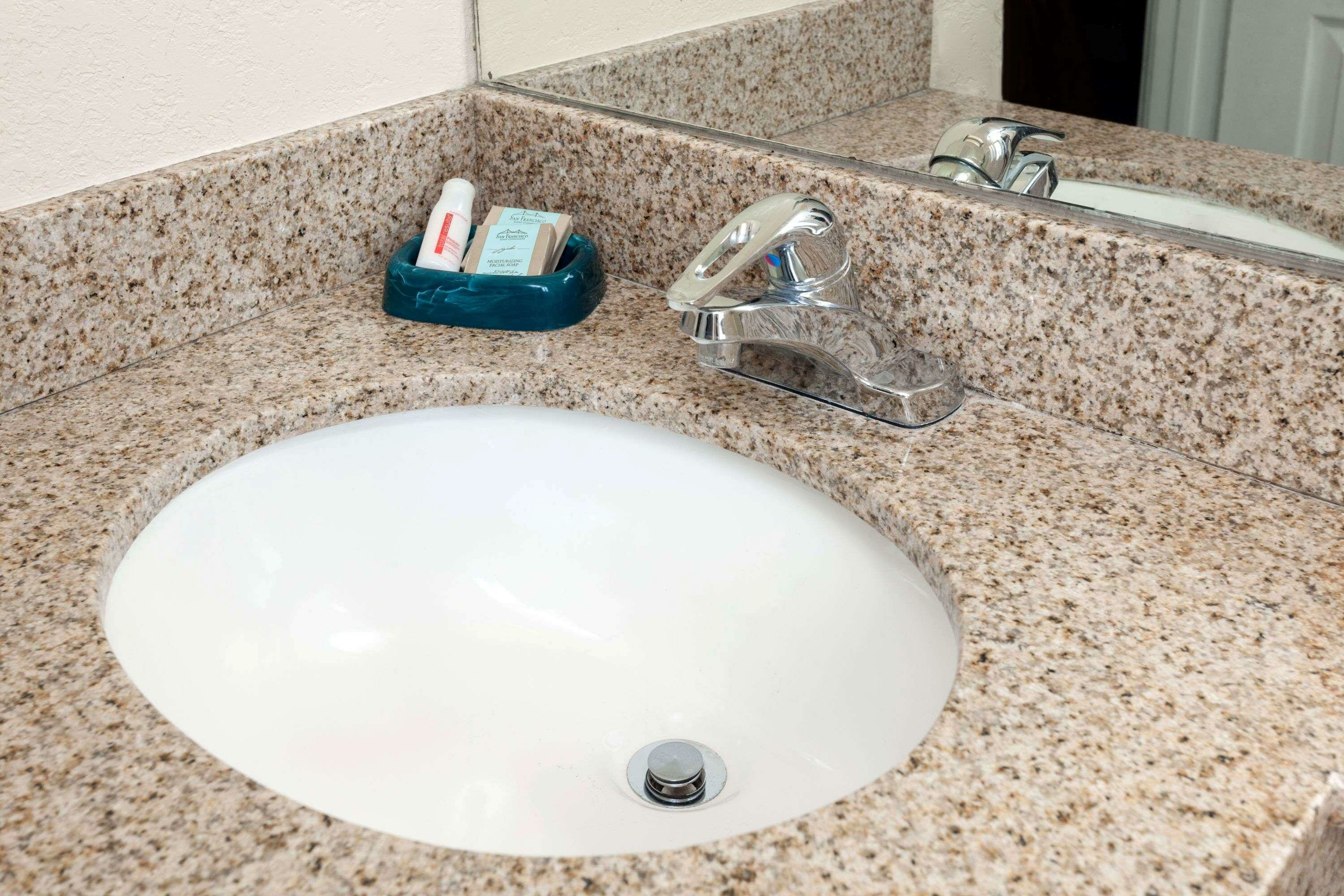 Фото Travelodge by Wyndham El Cajon