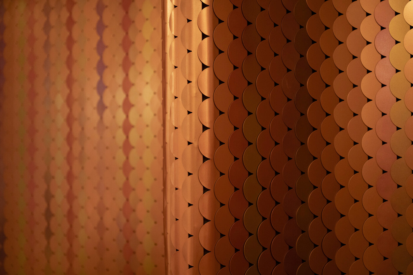 Фото KROMO Bangkok, Curio Collection by Hilton