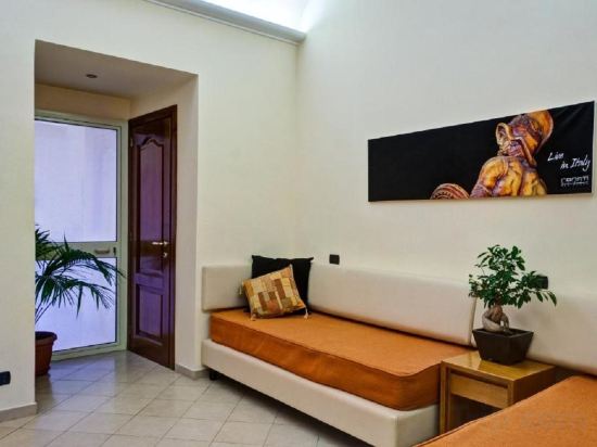 Фото Crosti Hotel