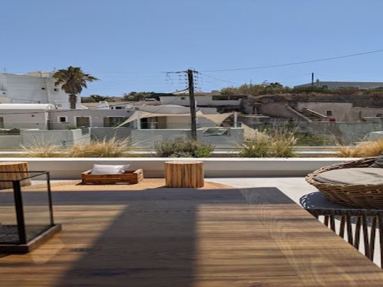 Фото Floria Suites