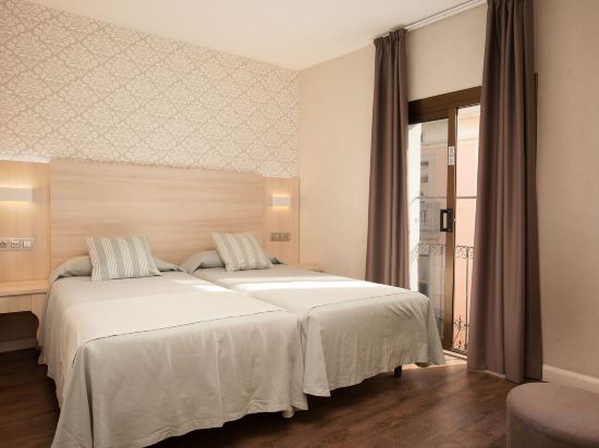 Фото Hostal Fernando