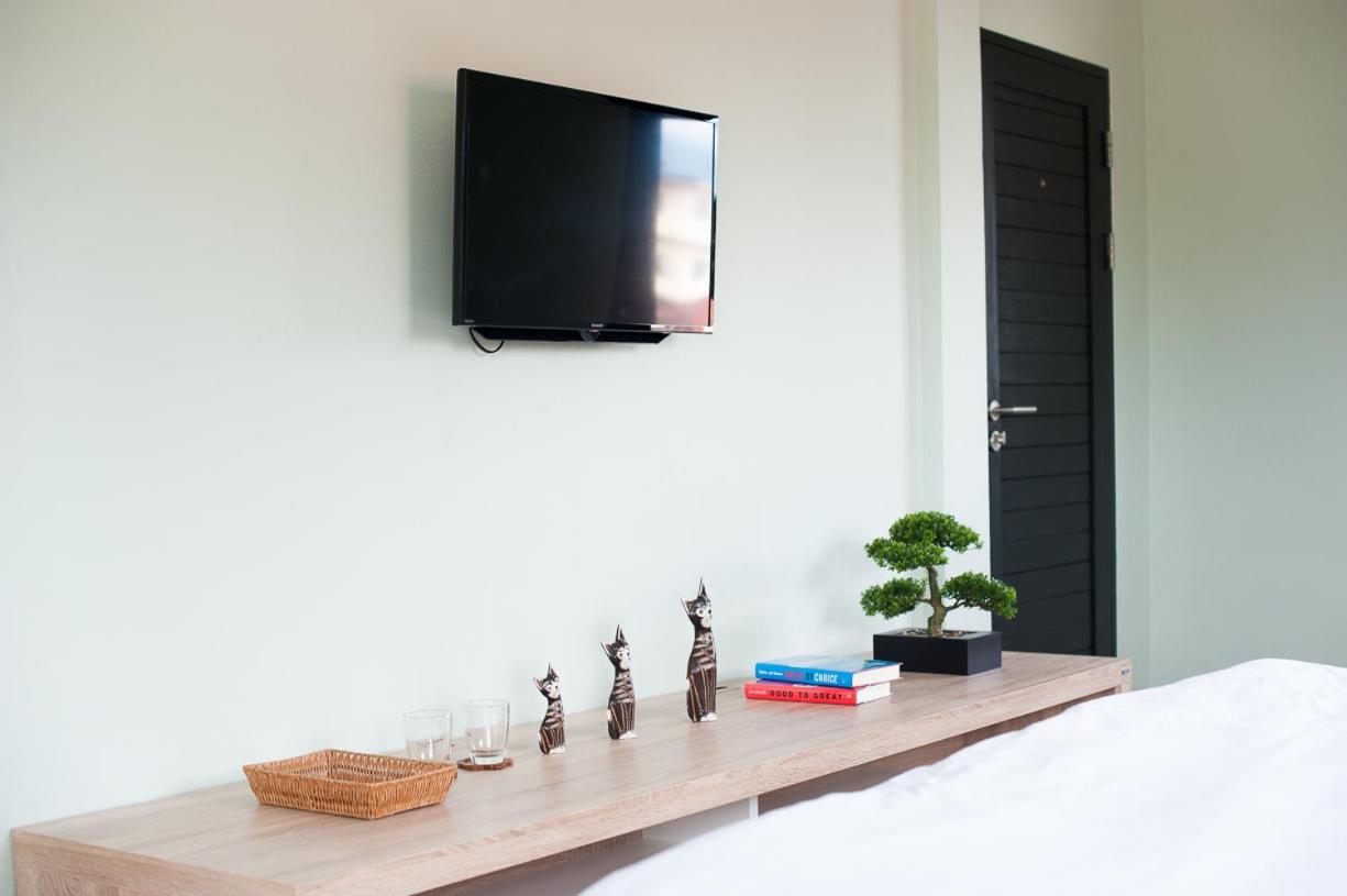 Фото Baan Ploy in - Adults Only - Hostel