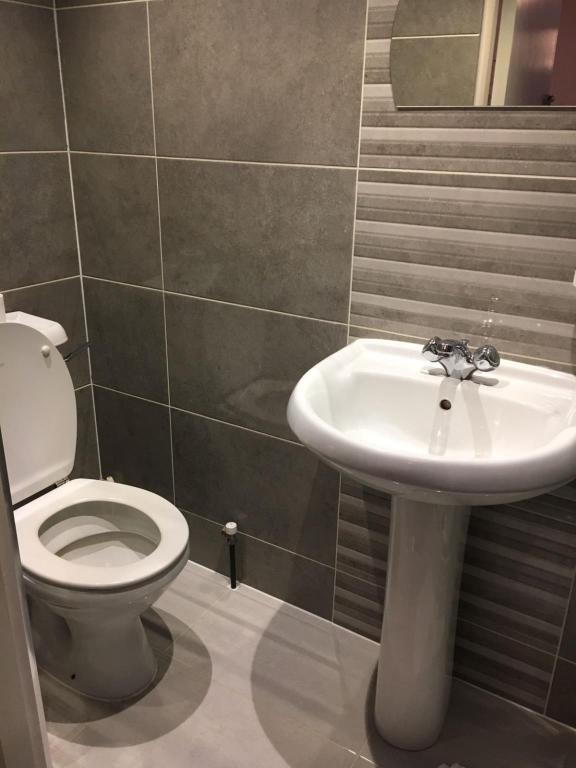 Фото Hellenic Hotel London by Saba