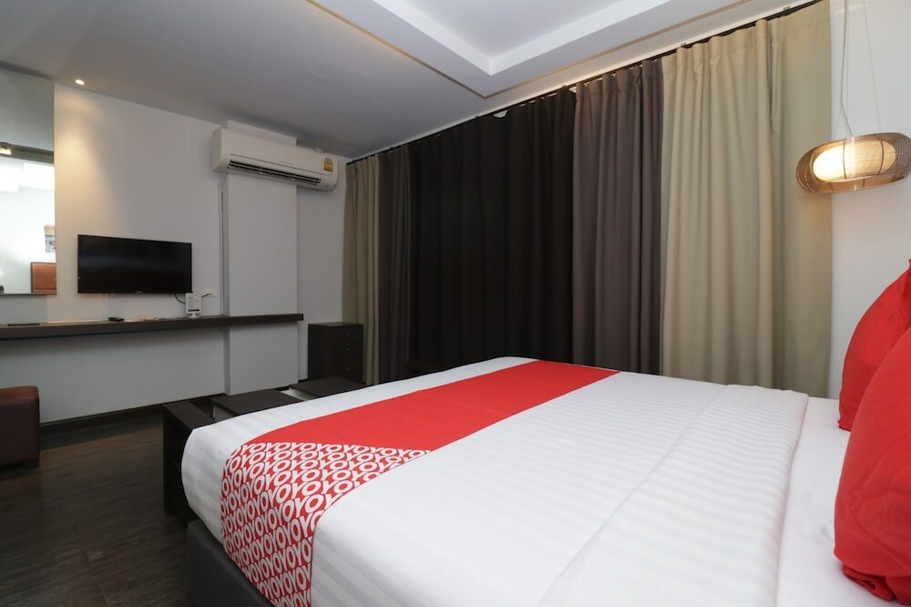 Фото Oyo 232 Patong City Hometel