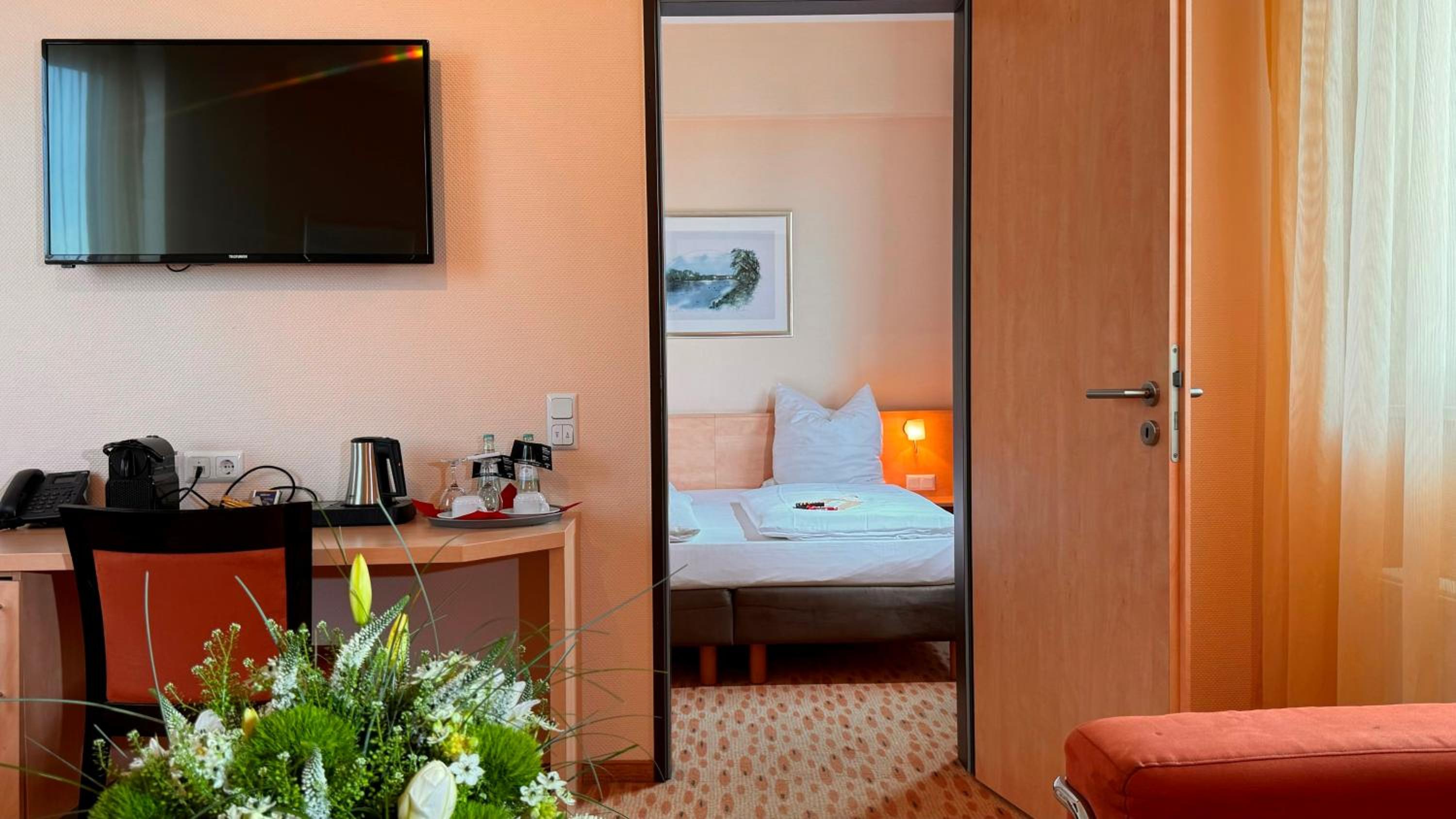 Фото Hotel Rhein-Ruhr