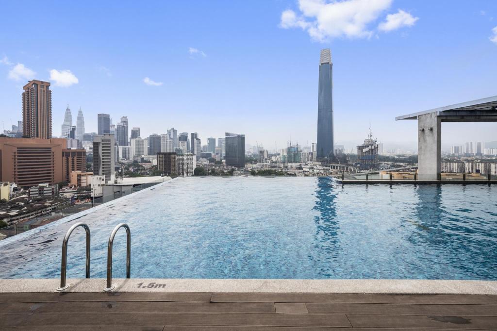 Фото Greystone D' Majestic Place